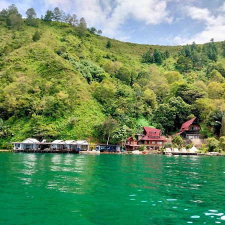 Pondok Berata Dapdap Balige Buitenkant foto