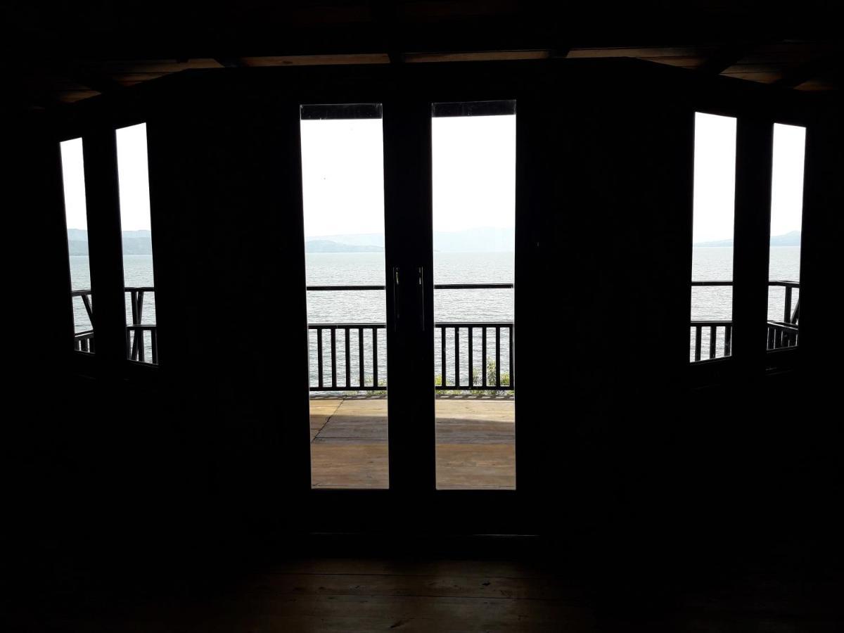 Pondok Berata Dapdap Balige Buitenkant foto