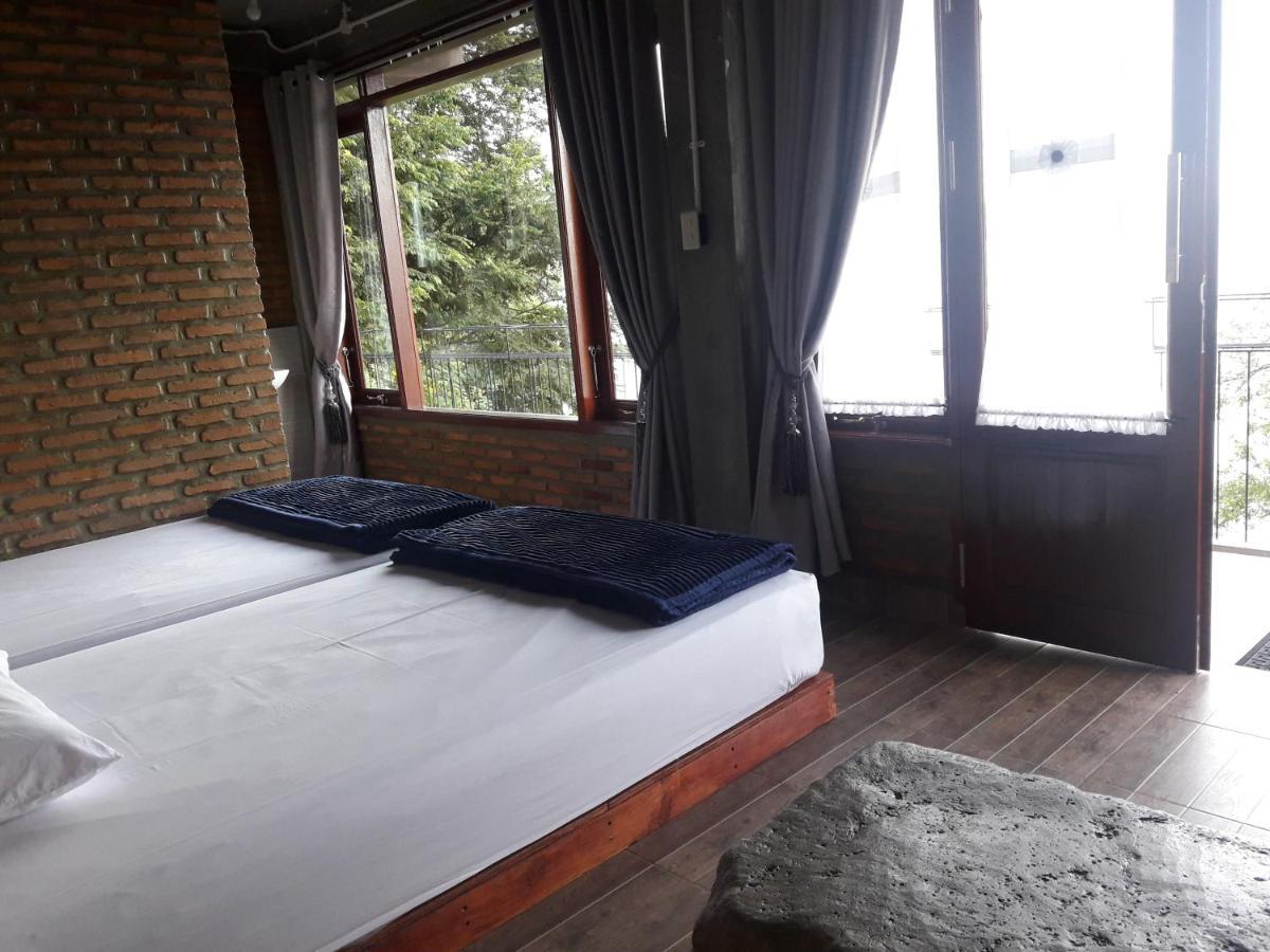 Pondok Berata Dapdap Balige Buitenkant foto