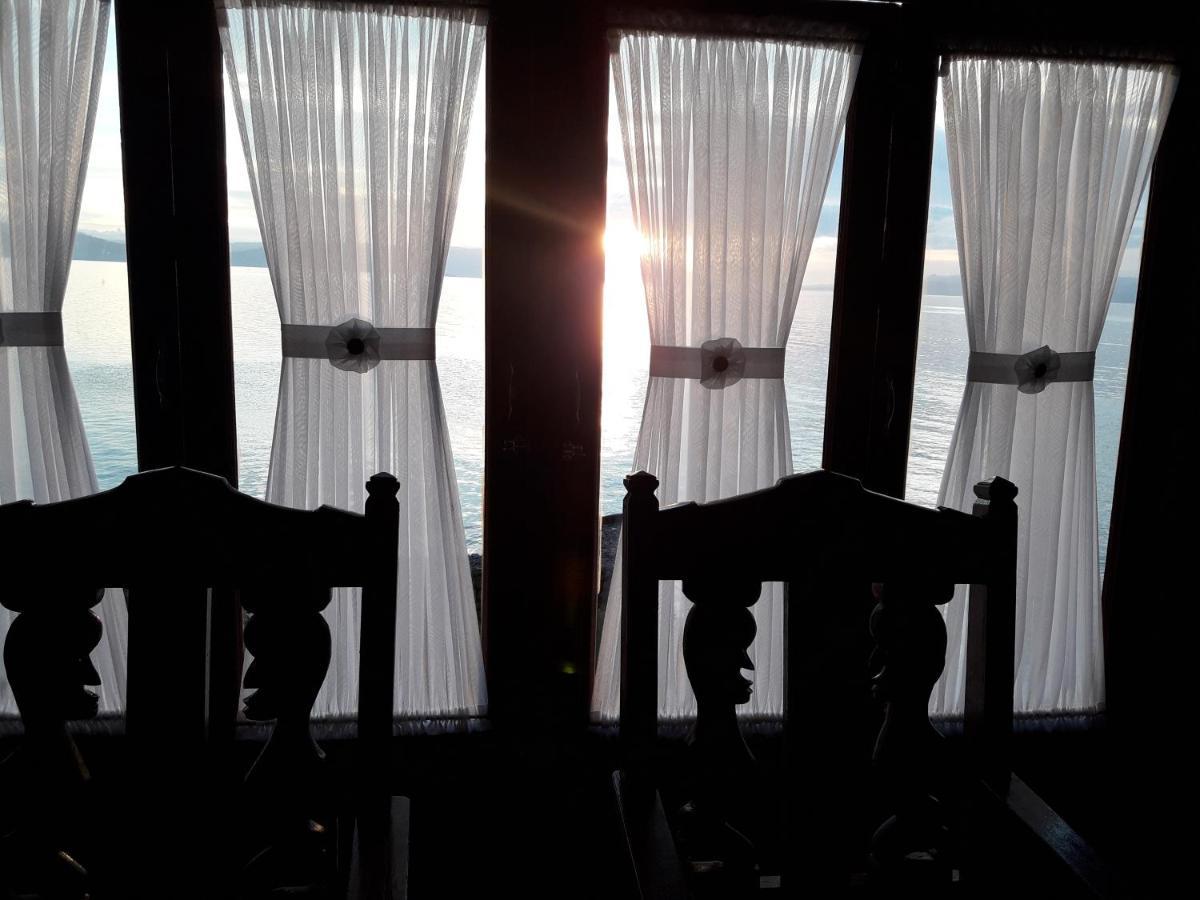 Pondok Berata Dapdap Balige Buitenkant foto