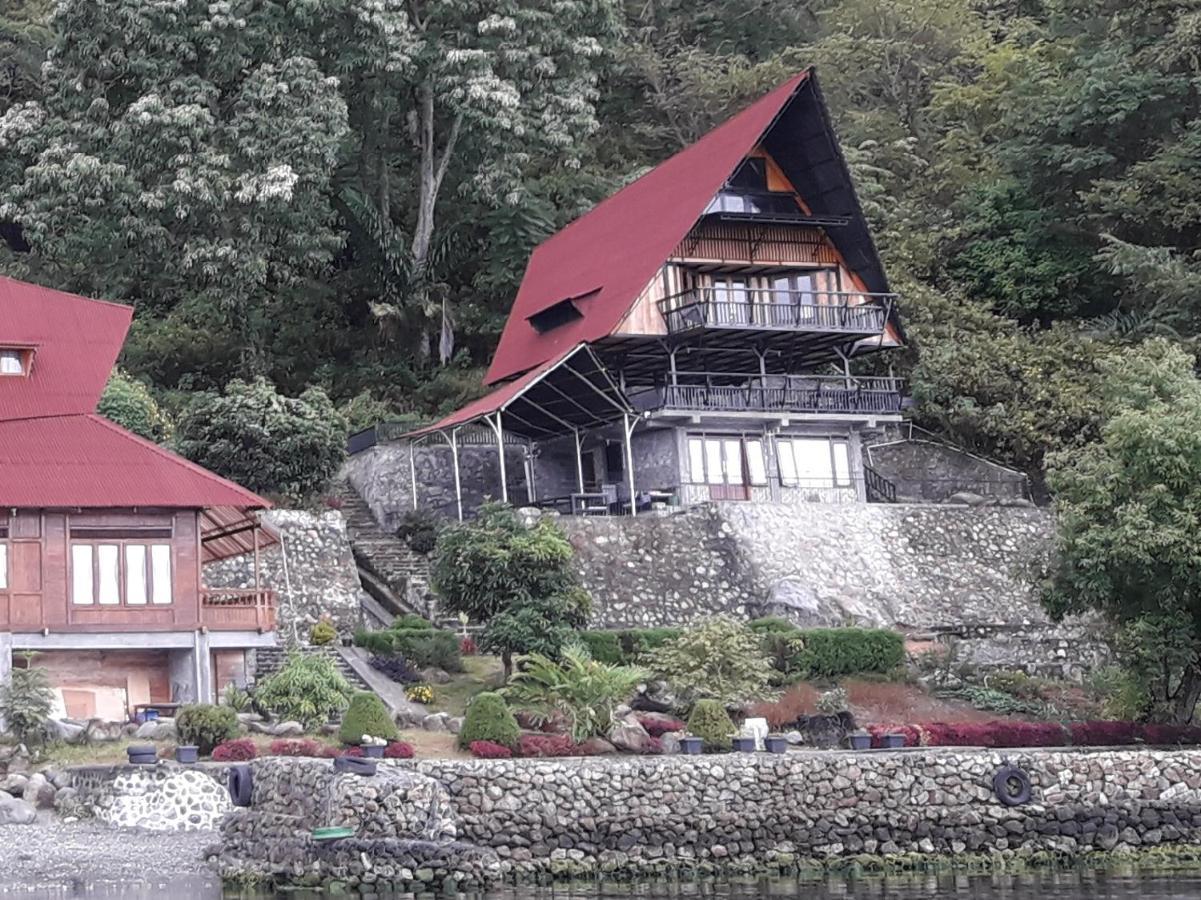 Pondok Berata Dapdap Balige Buitenkant foto