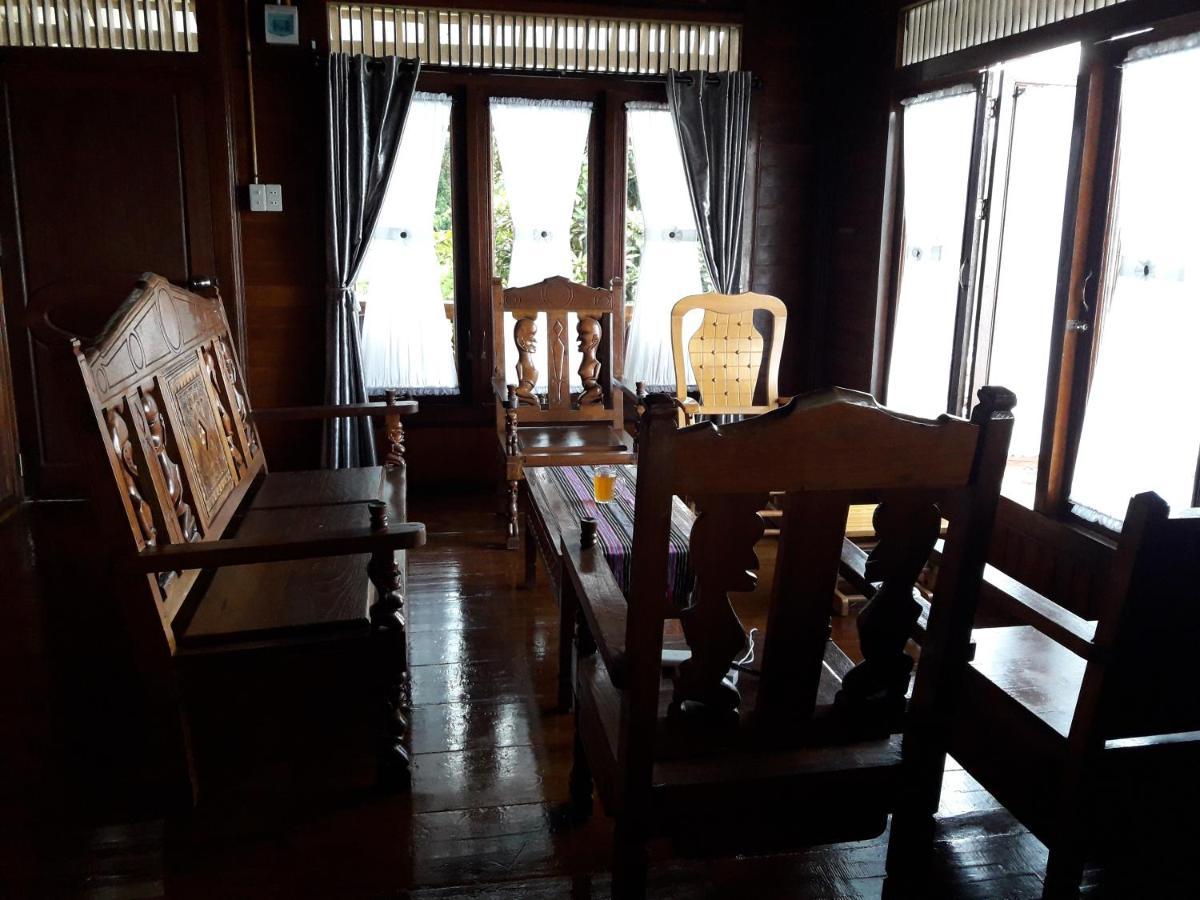 Pondok Berata Dapdap Balige Buitenkant foto